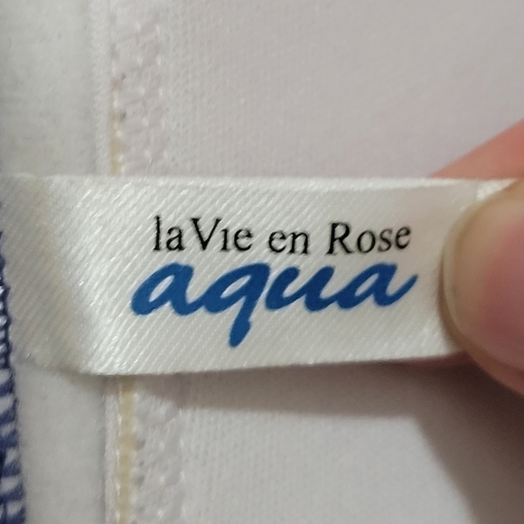 La Vie en Rose Aqua blue/white/gold striped halter bikini top size Medium - Picture 7 of 9